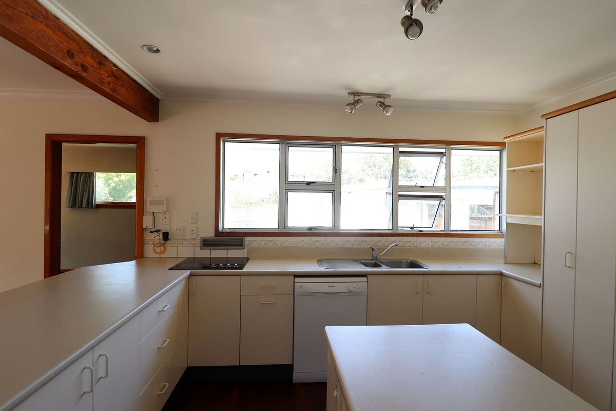 21 Hanrahan Street, Upper Riccarton, Christchurch - Carousel 2