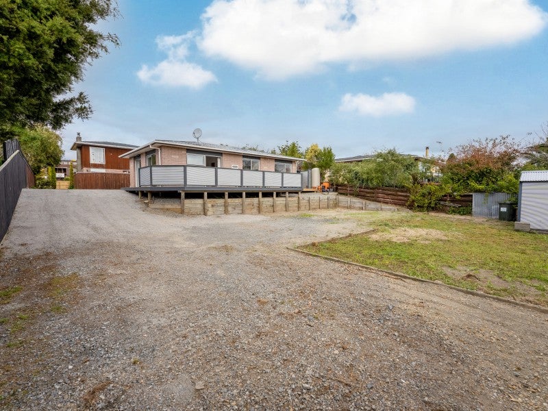 0 , Raumati Beach - Carousel 20