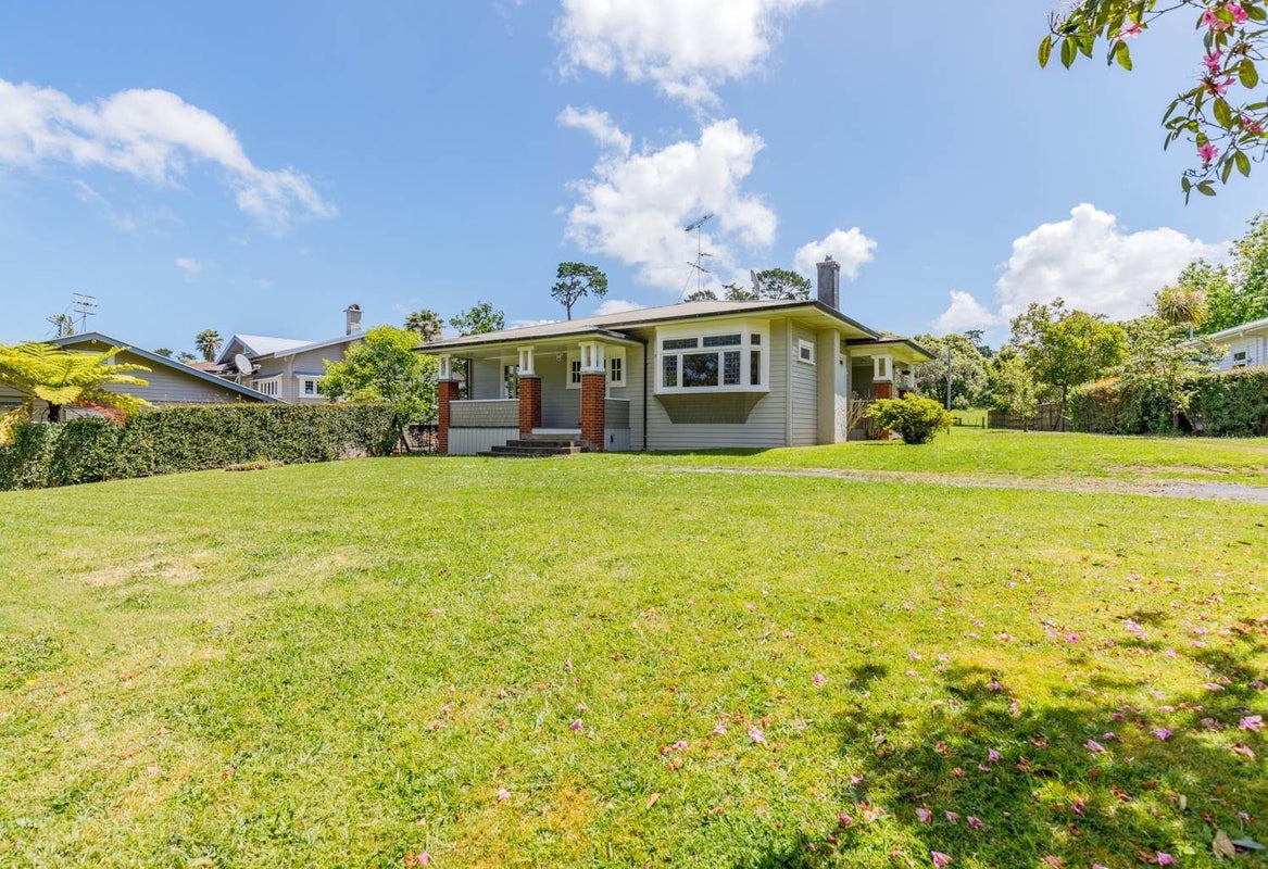 49 Maungakiekie Avenue, Greenlane, Auckland - Carousel 12