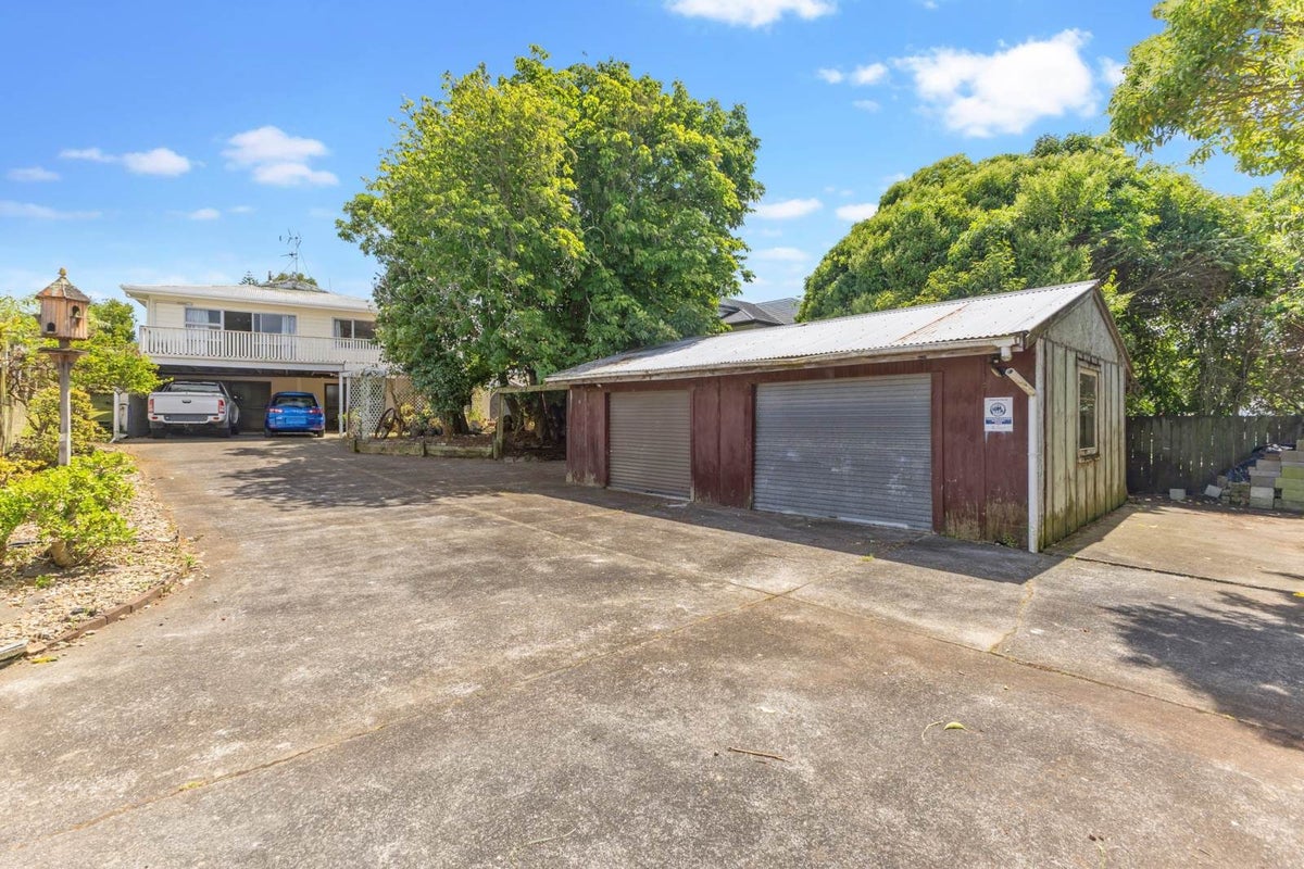 24 Hyde Street, Manurewa East, Auckland - Carousel 21
