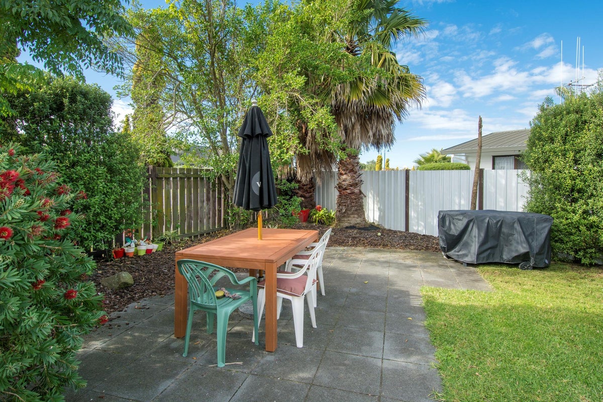 11A Opal Drive, Papamoa Beach, Papamoa - Carousel 1