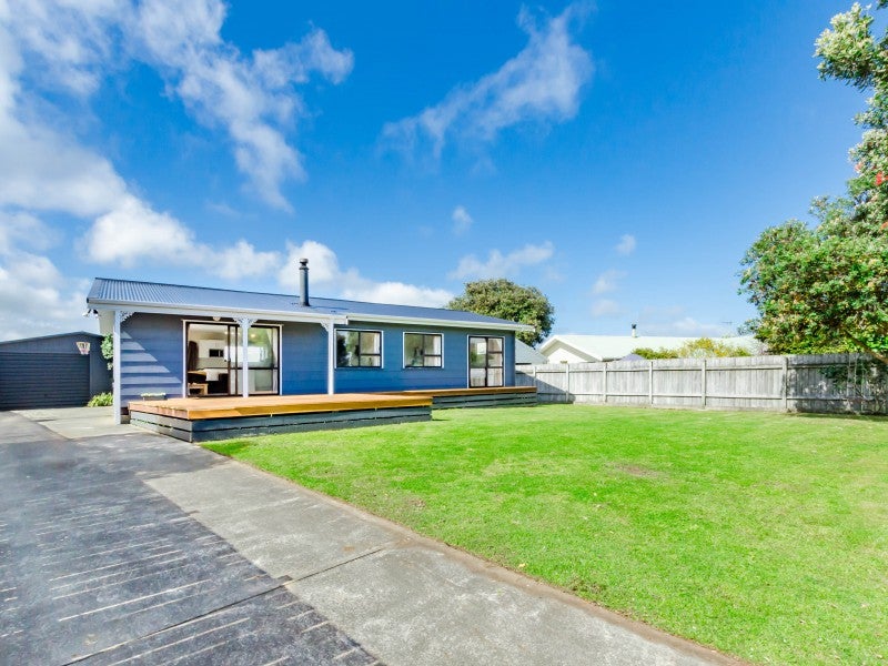 16 Tobys Way, Waikanae Beach, Waikanae - Carousel 2