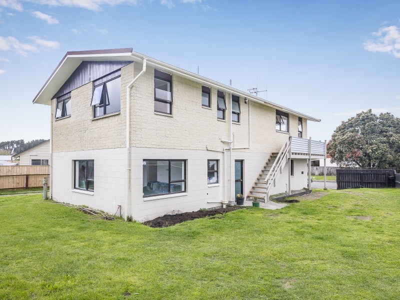 69 Norfolk Crescent, Otaki Beach, Otaki - Carousel 2