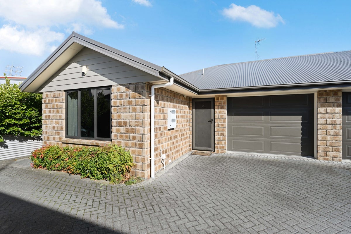 31E Willoughby Street, Whitiora, Hamilton - Carousel 1