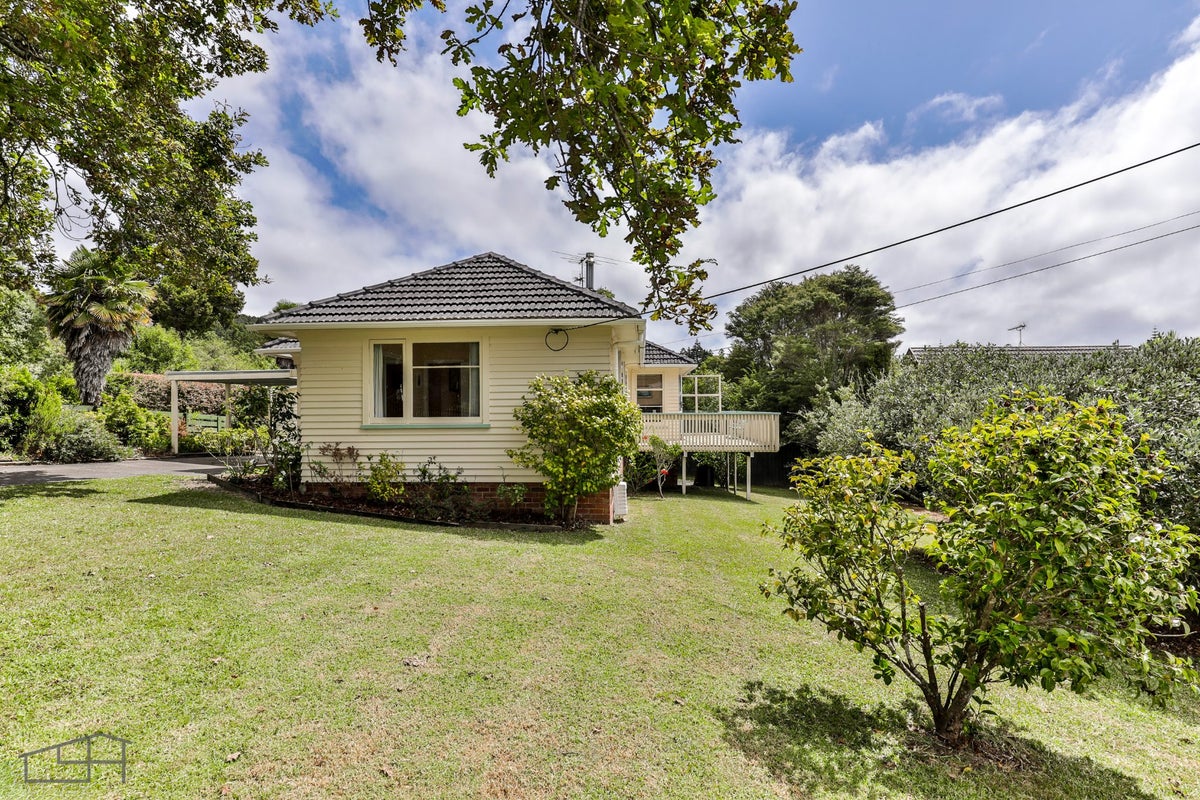 1/171 Atkinson Road, Titirangi, Auckland - Carousel 2