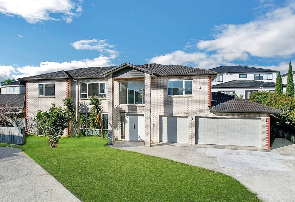 8 Gortnest Place, Flat Bush, Auckland - Carousel 1