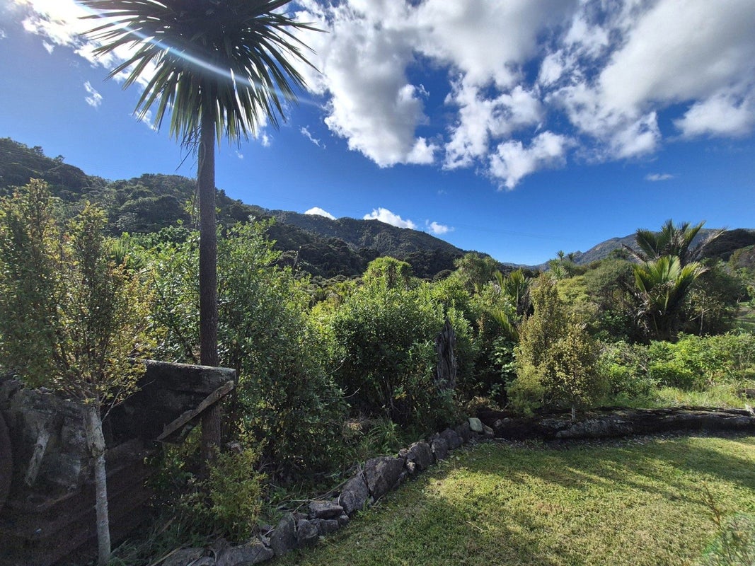 1797 Colville Road, Amodeo Bay - Carousel 23
