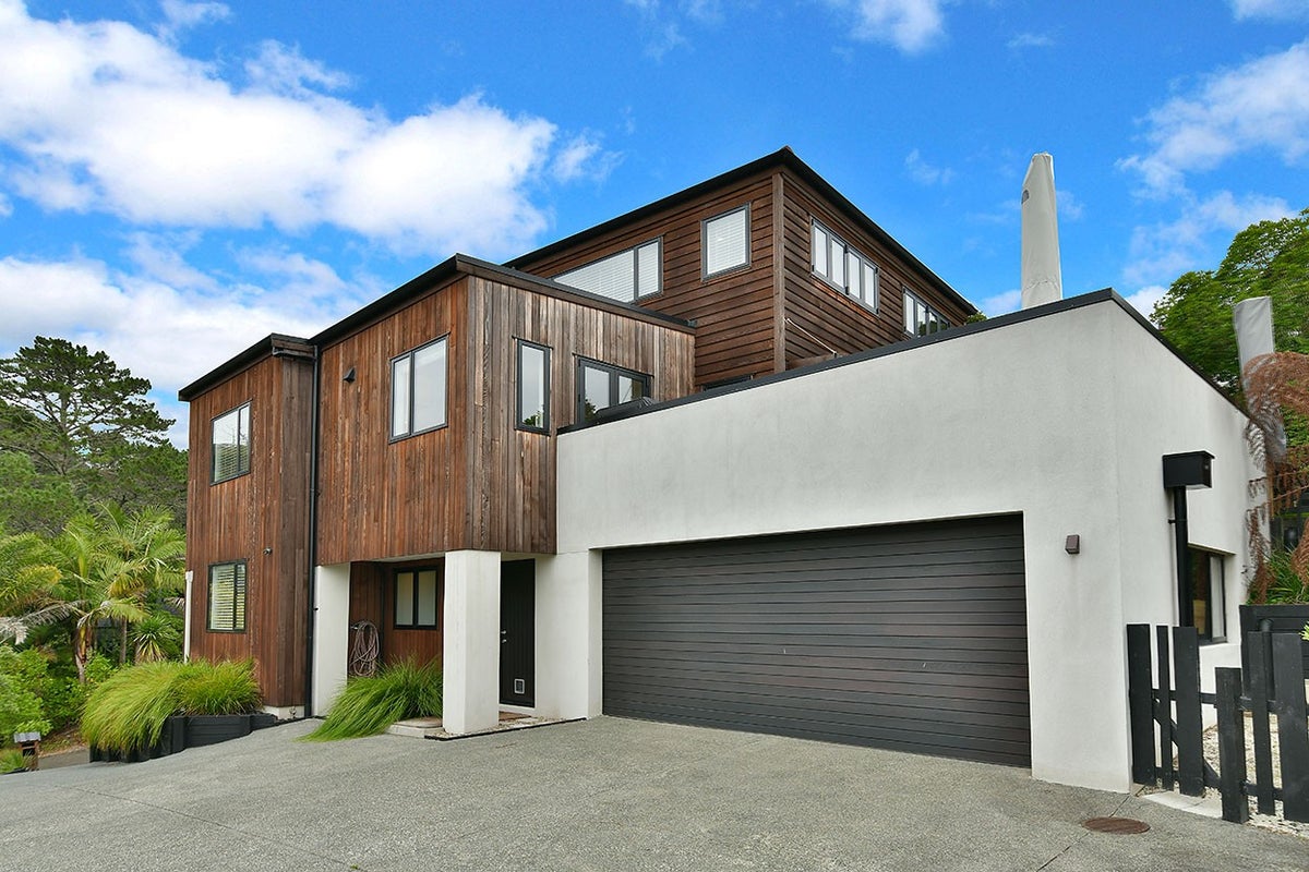 7 Tree Fern Trail, Campbells Bay, Auckland - Carousel 2