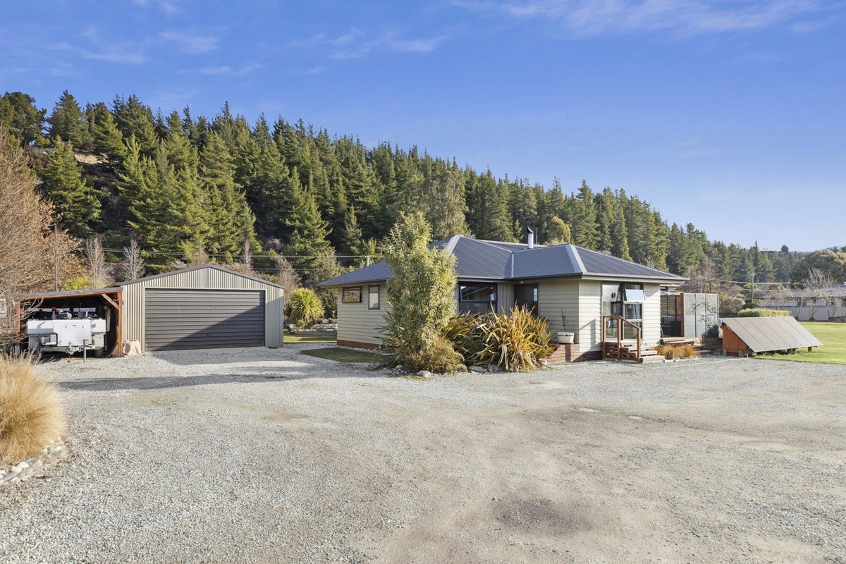 1 Pisa Road, Cromwell - Carousel 1