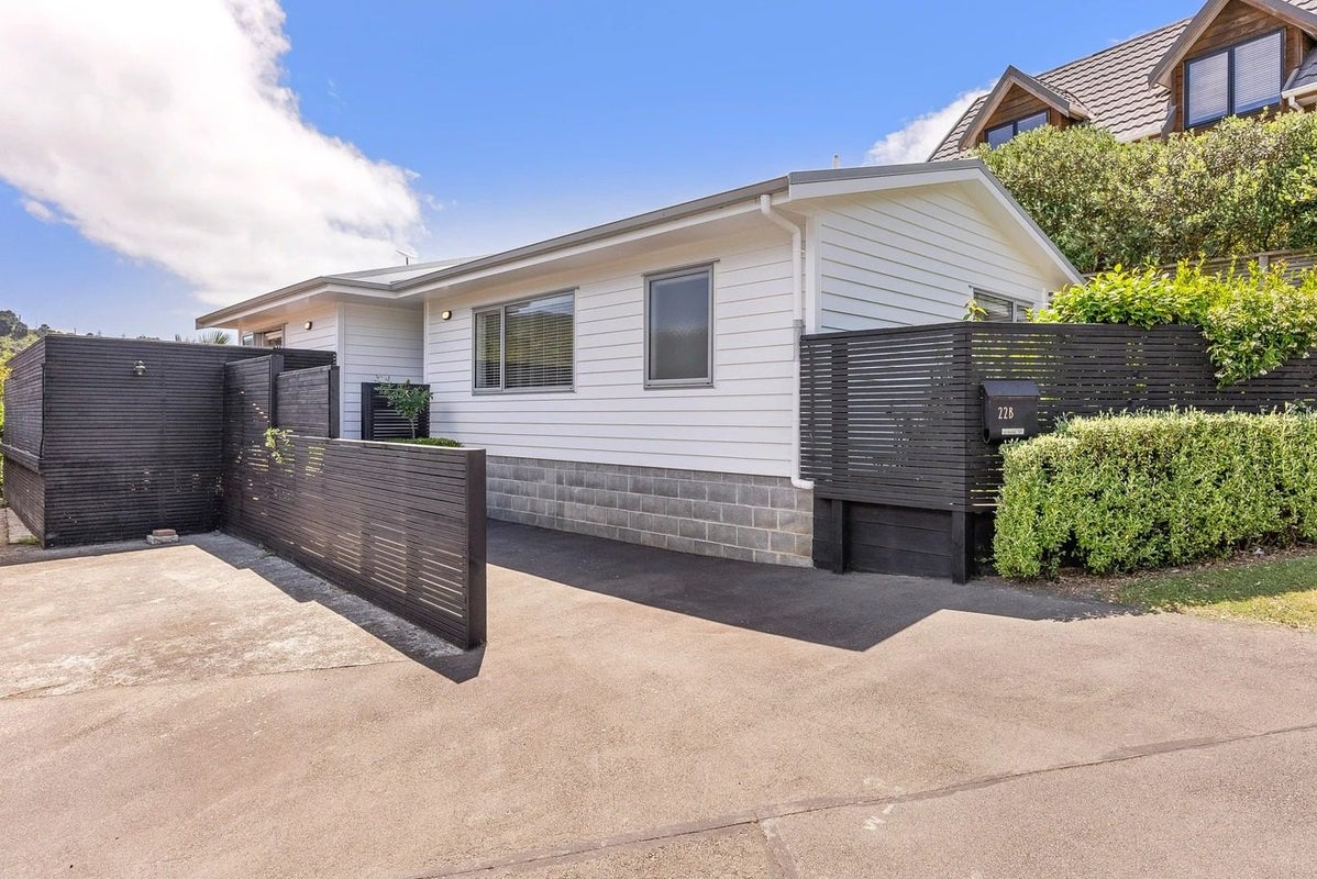22 Gloucester Street, Wilton, Wellington - Carousel 2