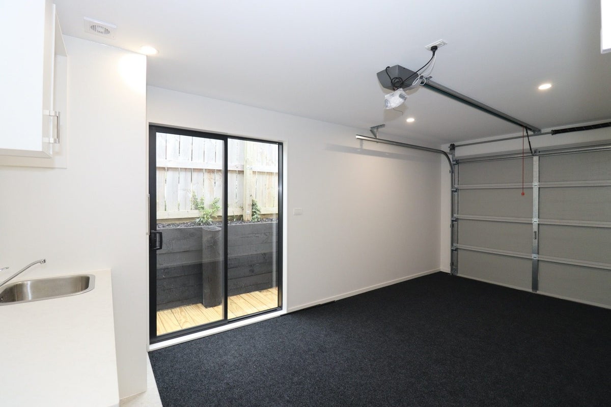 40A Nikau Street, New Lynn, Auckland - Carousel 15