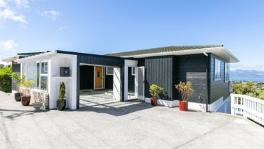 48 Baroda Street, Khandallah, Wellington - Carousel 1