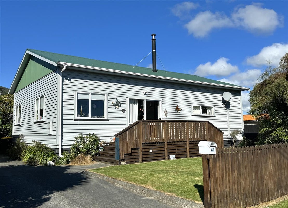 41 Sturge Street, Cobden, Greymouth - Carousel 1