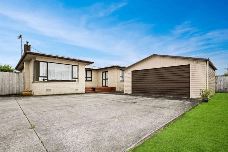 5 Glenview Terrace, Glenview, Hamilton - Carousel 1