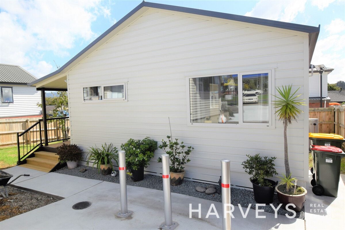 171 Henderson Valley Road, Henderson, Auckland - Carousel 1