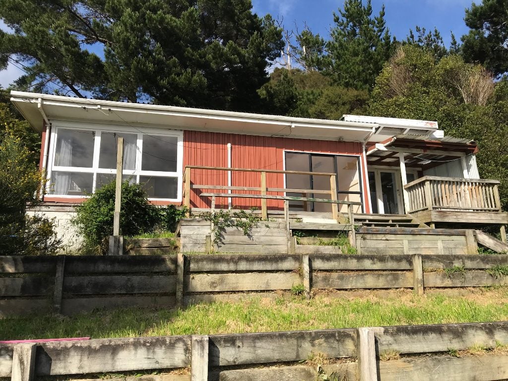 119 Wainuiomata Road, Wainuiomata, Lower Hutt - Carousel 1