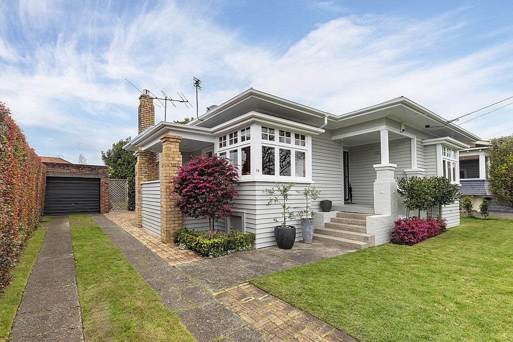 14 Carrie Street, Sandringham, Auckland - Carousel 1