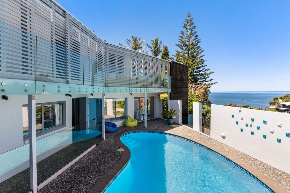 125 Lynbrooke Avenue, Blockhouse Bay, Auckland - Carousel 1