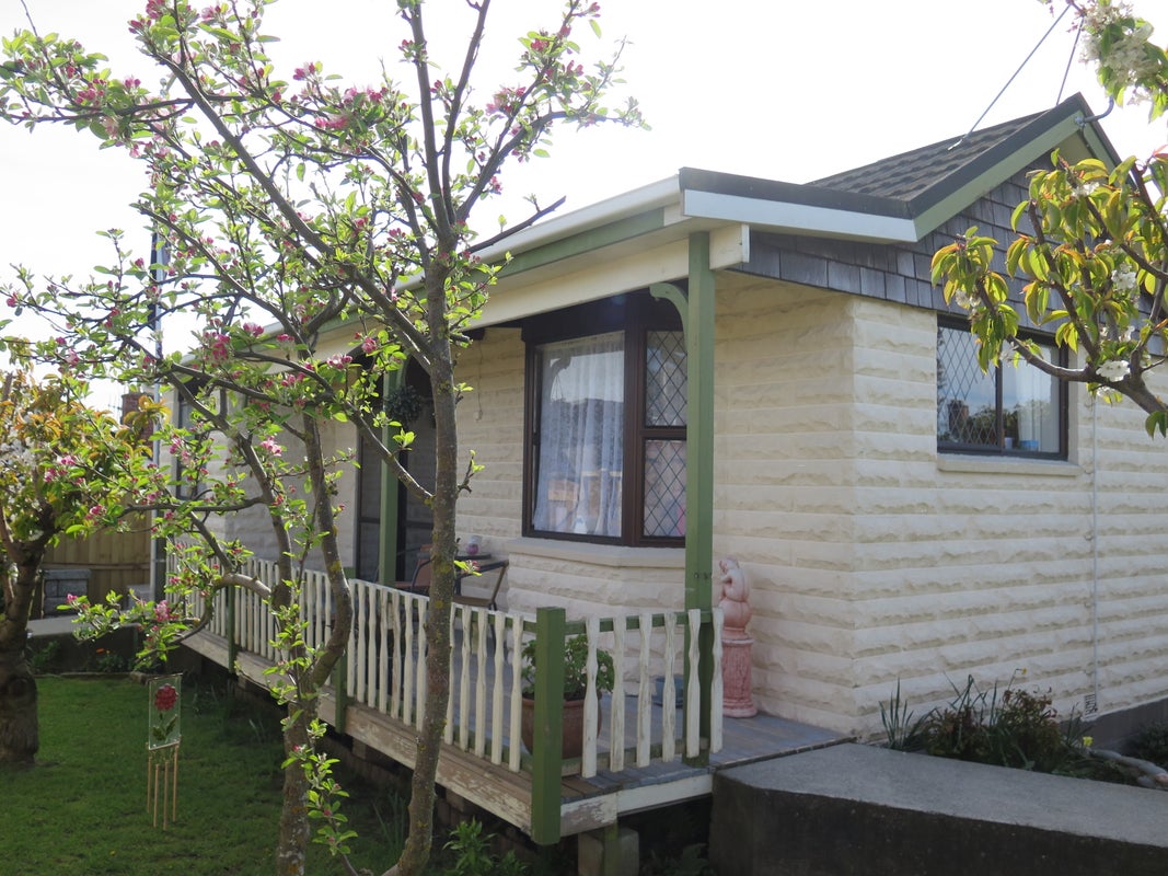 22 Buchanan Street, Parkside, Timaru - Carousel 1