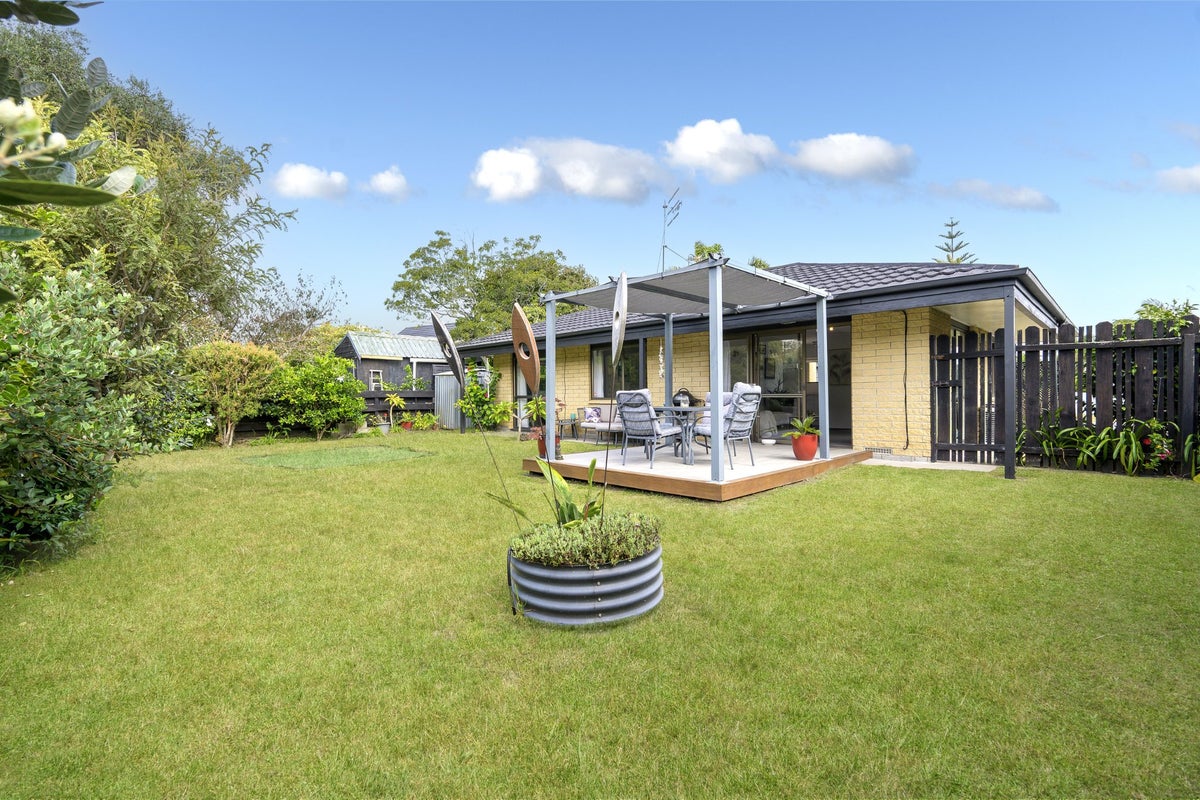 129B Dickson Road, Papamoa Beach, Papamoa - Carousel 1