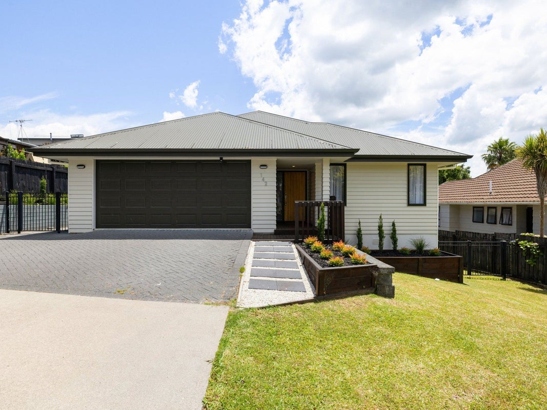 142 Delamare Road, Pukete, Hamilton - Carousel 1