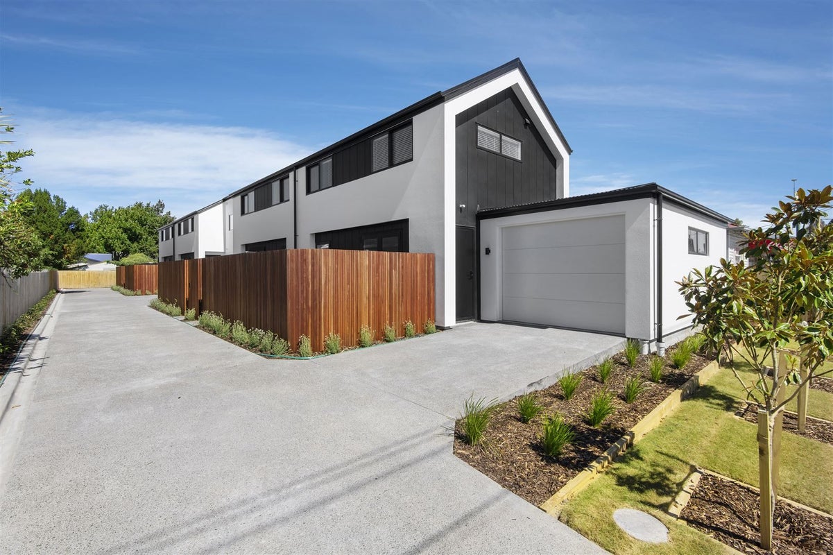 1/112 Milton Street, Somerfield, Christchurch - Carousel 1