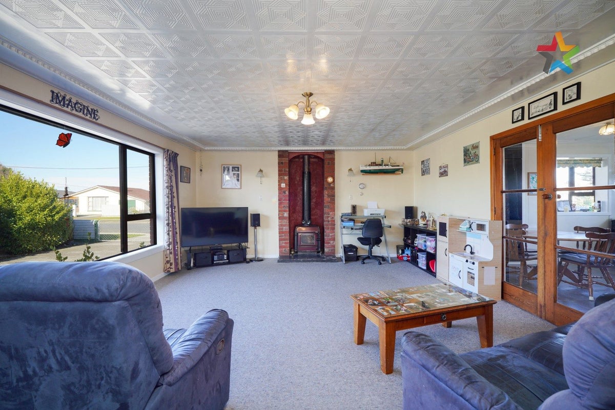 12 Vernon Street, Kingswell, Invercargill - Carousel 2
