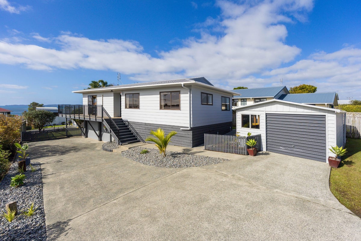 209 Mahurangi East Road, Snells Beach, Snells Beach - Carousel 2