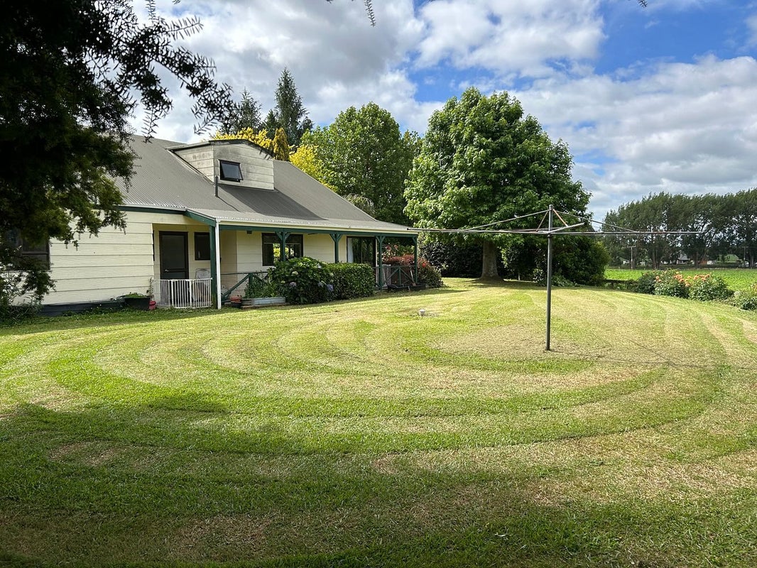 38 Narrows Road, Rukuhia, Hamilton - Carousel 1