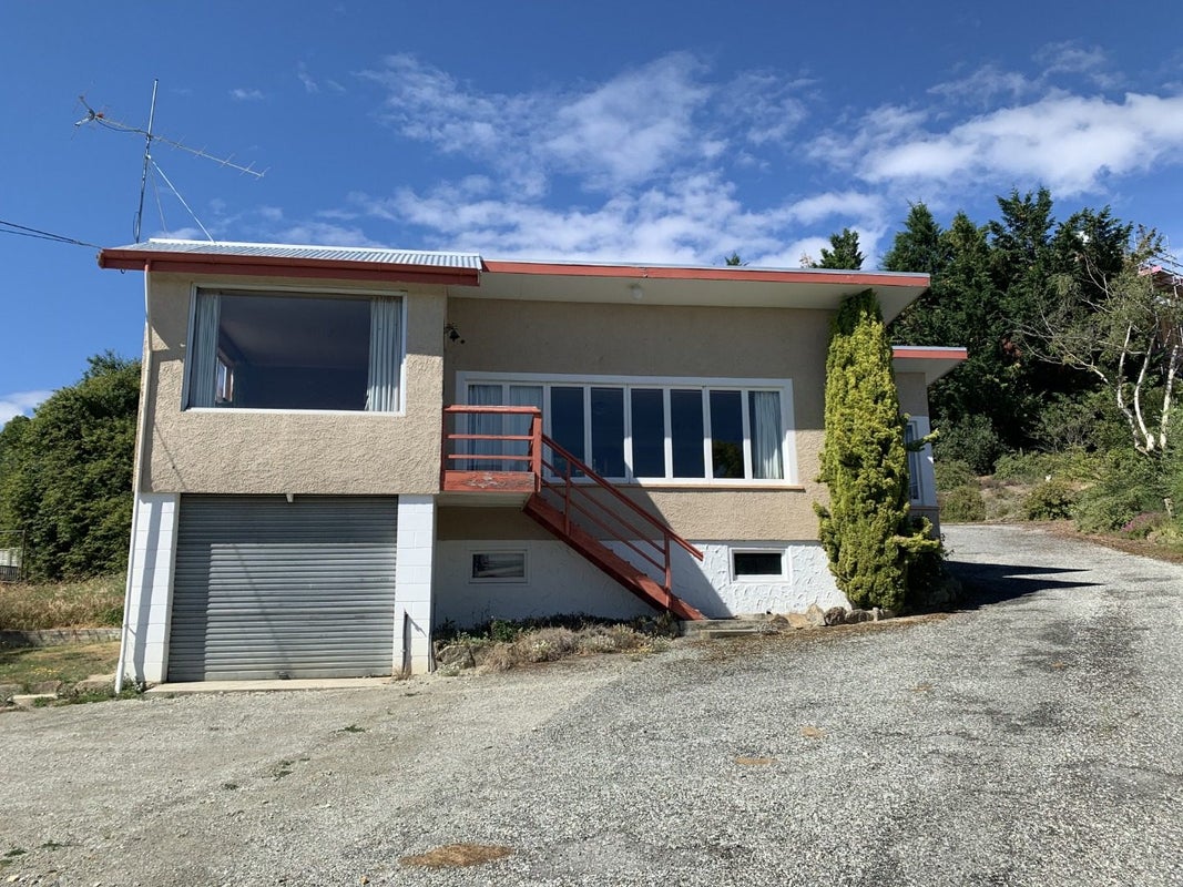 15 Athenry Road, Bridge Hill, Alexandra - Carousel 1