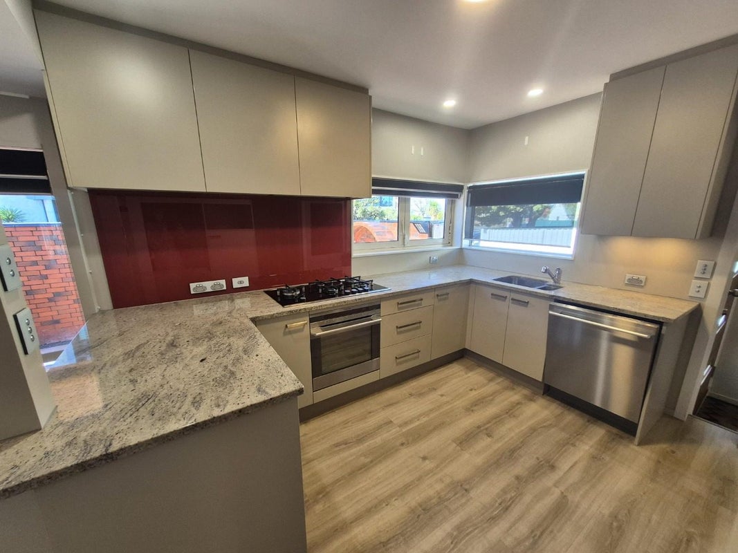 10 Harman Street, Addington, Christchurch - Carousel 2