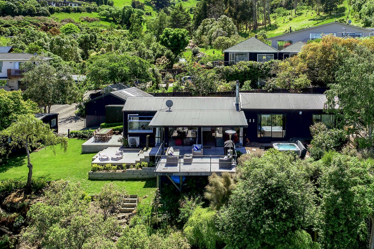 30 Sandy Beach Road, Te Rapaki o Te Rakiwhakaputa, Lyttelton - Carousel 1