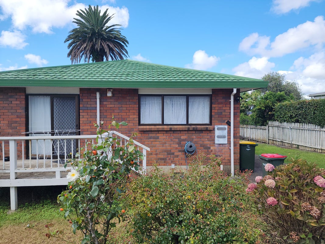 2/63 Coronation Road, Papatoetoe, Auckland - Carousel 1