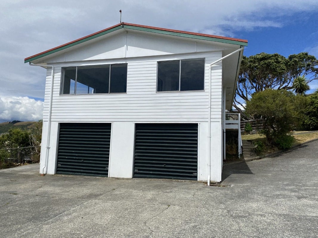 37 Carluke Street, Paparangi, Wellington - Carousel 14