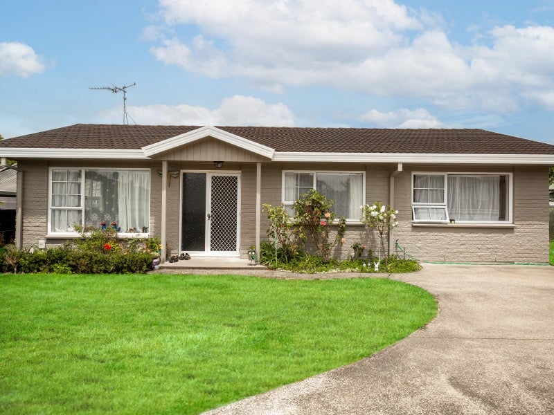 30 Winstone Avenue, Chartwell, Hamilton - Carousel 1