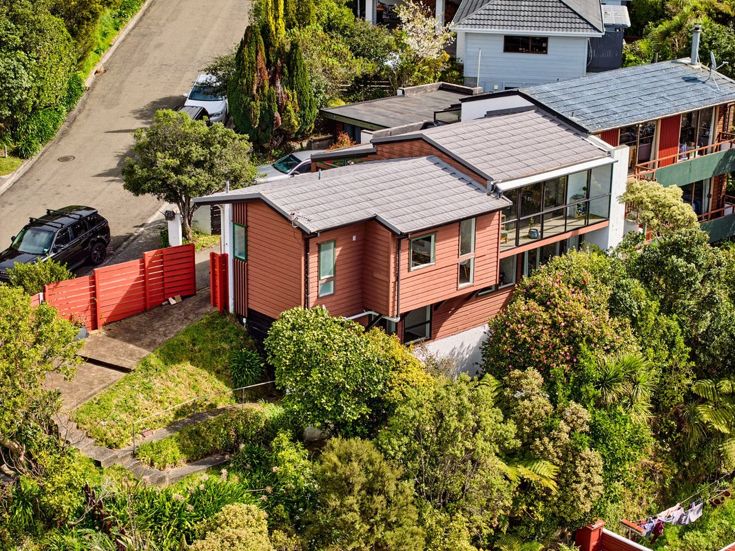 2 Hawick Street, Karori, Wellington - Carousel 1