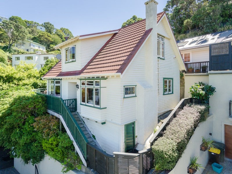 53 Barnard Street, Wadestown, Wellington - Carousel 2