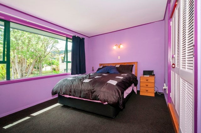13 Walker Grove, Stokes Valley, Lower Hutt - Carousel 20