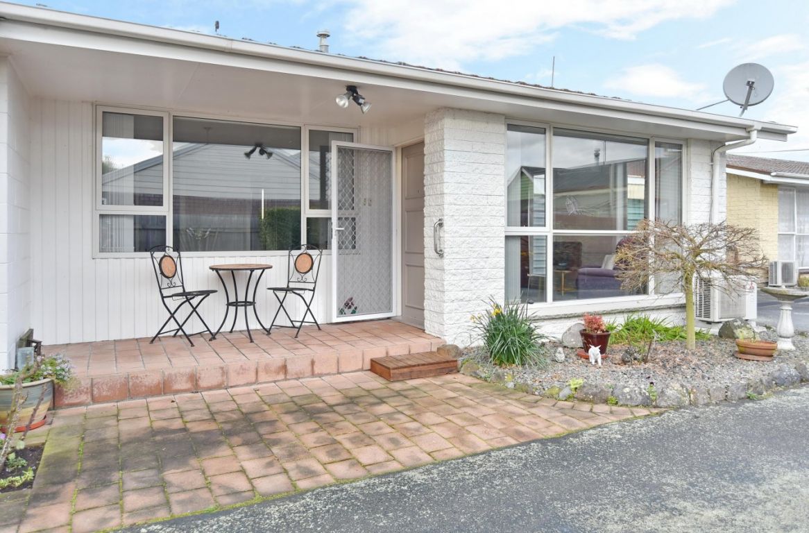 3/7 Donegal Street, Belfast, Christchurch - Carousel 1