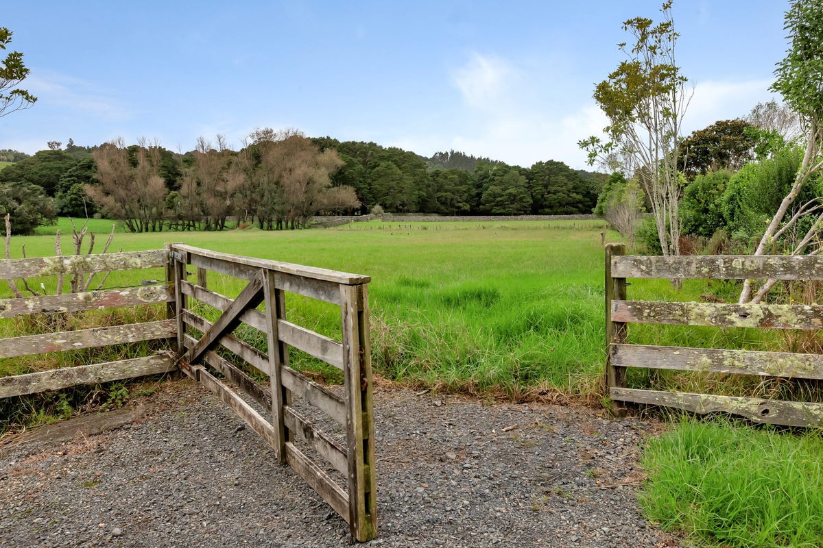 81 Riding Downs Way, Maunu, Whangarei - Carousel 2