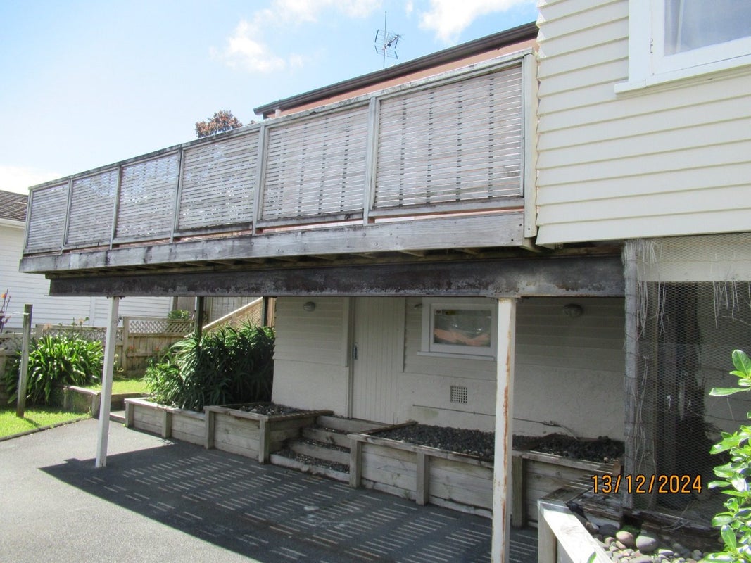 1/15 Gilfillan Street, Blockhouse Bay, Auckland - Carousel 21