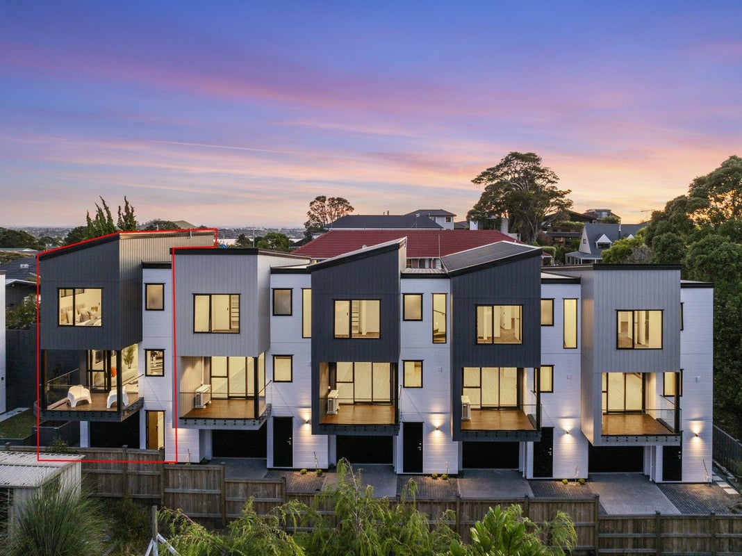 6/10 Boyd Avenue, Royal Oak, Auckland - Carousel 21