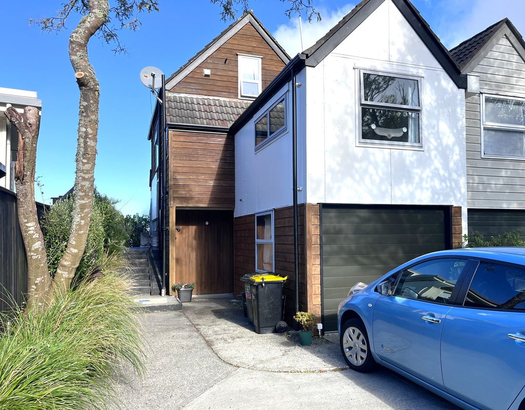 27 Orissa Crescent, Broadmeadows, Wellington - Carousel 1