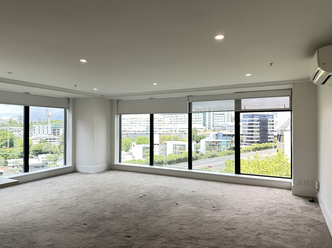 802/8 Whitaker Place, Grafton, Auckland - Carousel 1