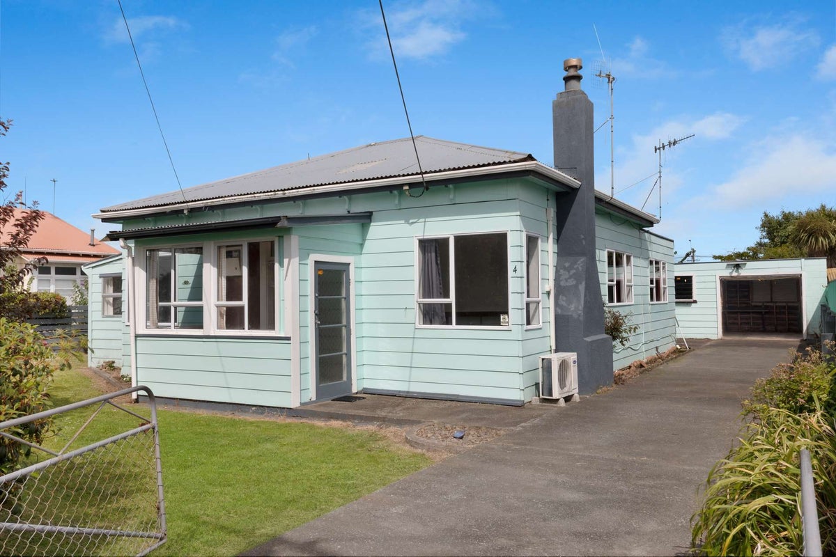 4 Gladstone Street, Foxton, Foxton - Carousel 1