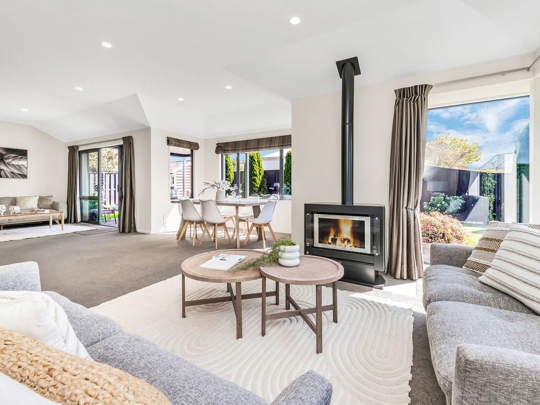 35 Beechwood Drive, Northwood, Christchurch - Carousel 2