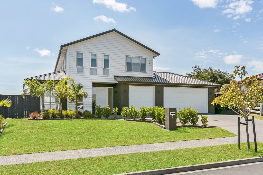 3 Defender Crescent, Beachlands, Auckland - Carousel 1