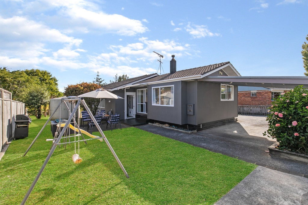 42 Beachlands Road, Beachlands, Auckland - Carousel 1