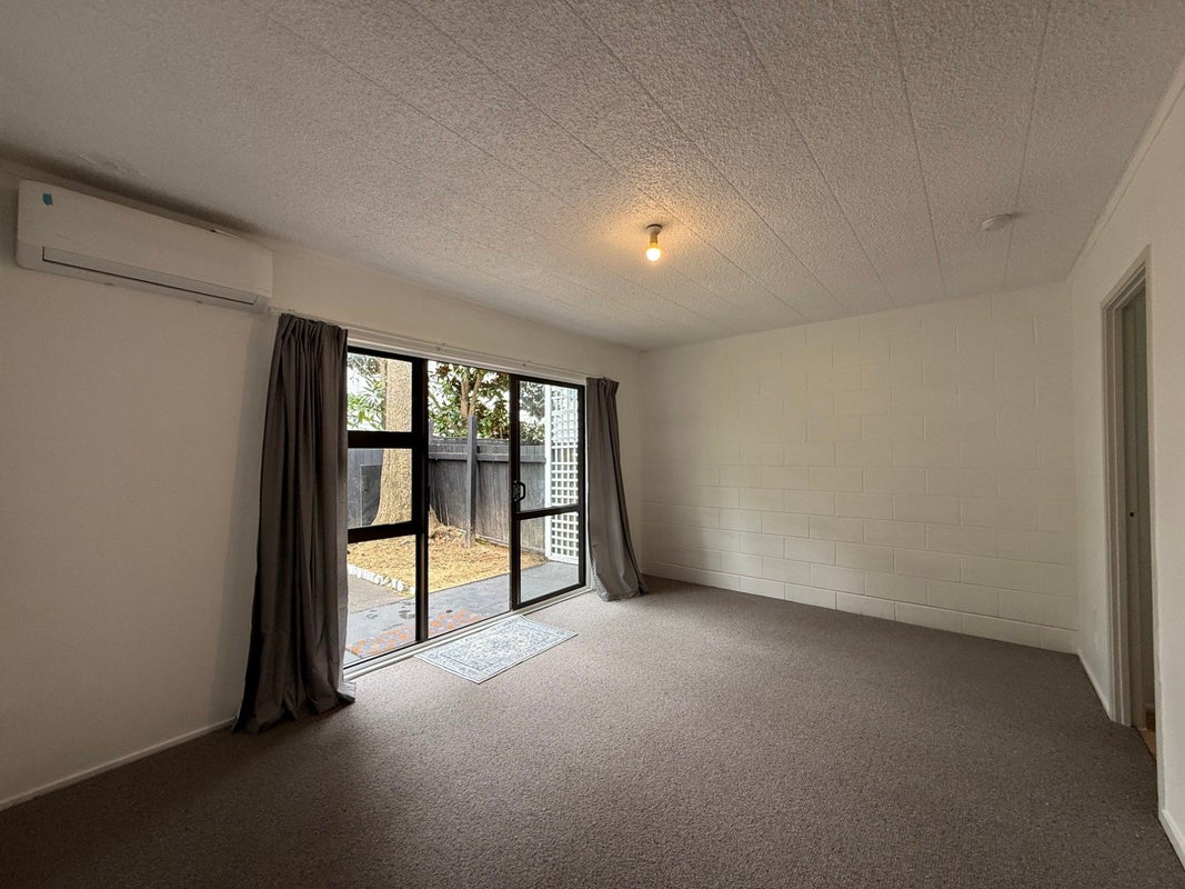 4/17 Luke Street, Otahuhu, Auckland - Carousel 2