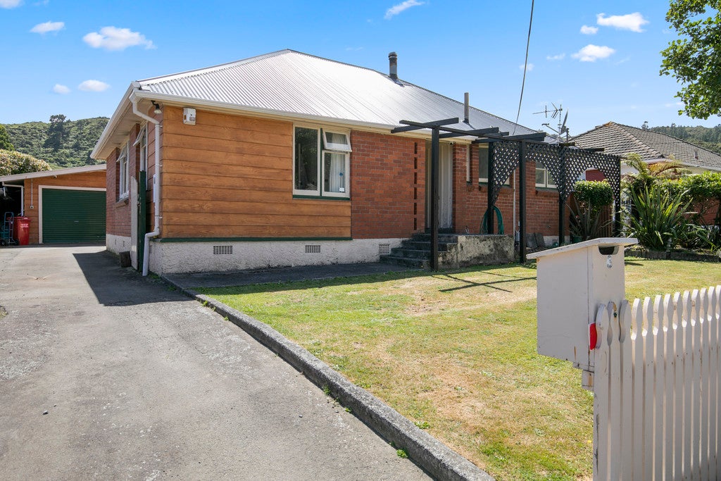 3 Langford Street, Naenae, Lower Hutt - Carousel 1